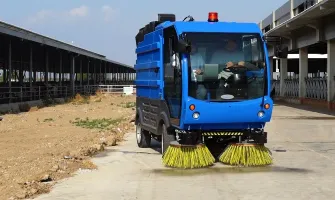 洗練されたデザイン　DIESEL　Umset-Aramis　XL Dizel Yol Süpürme Araçları: Büyük Alanlar İçin Etkili