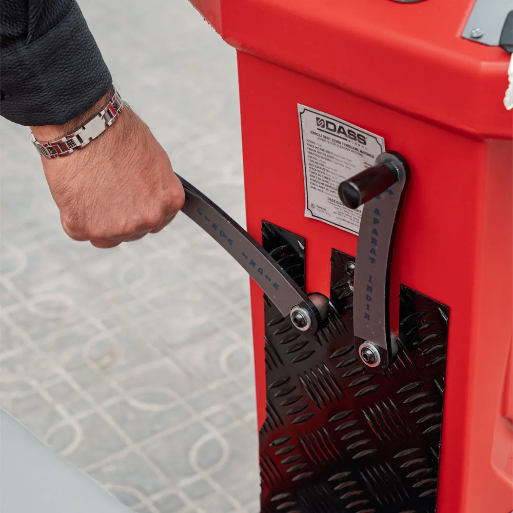 Sürücülü Zemin Yıkama Makinası Dass Orient SC 80