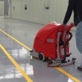 Zemin temizleme makinası